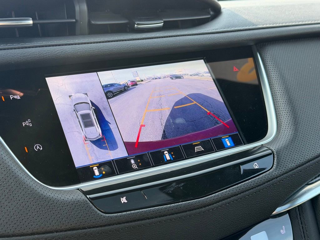 Used 2023 Cadillac XT5 Sportv w/ Technology Package image 22