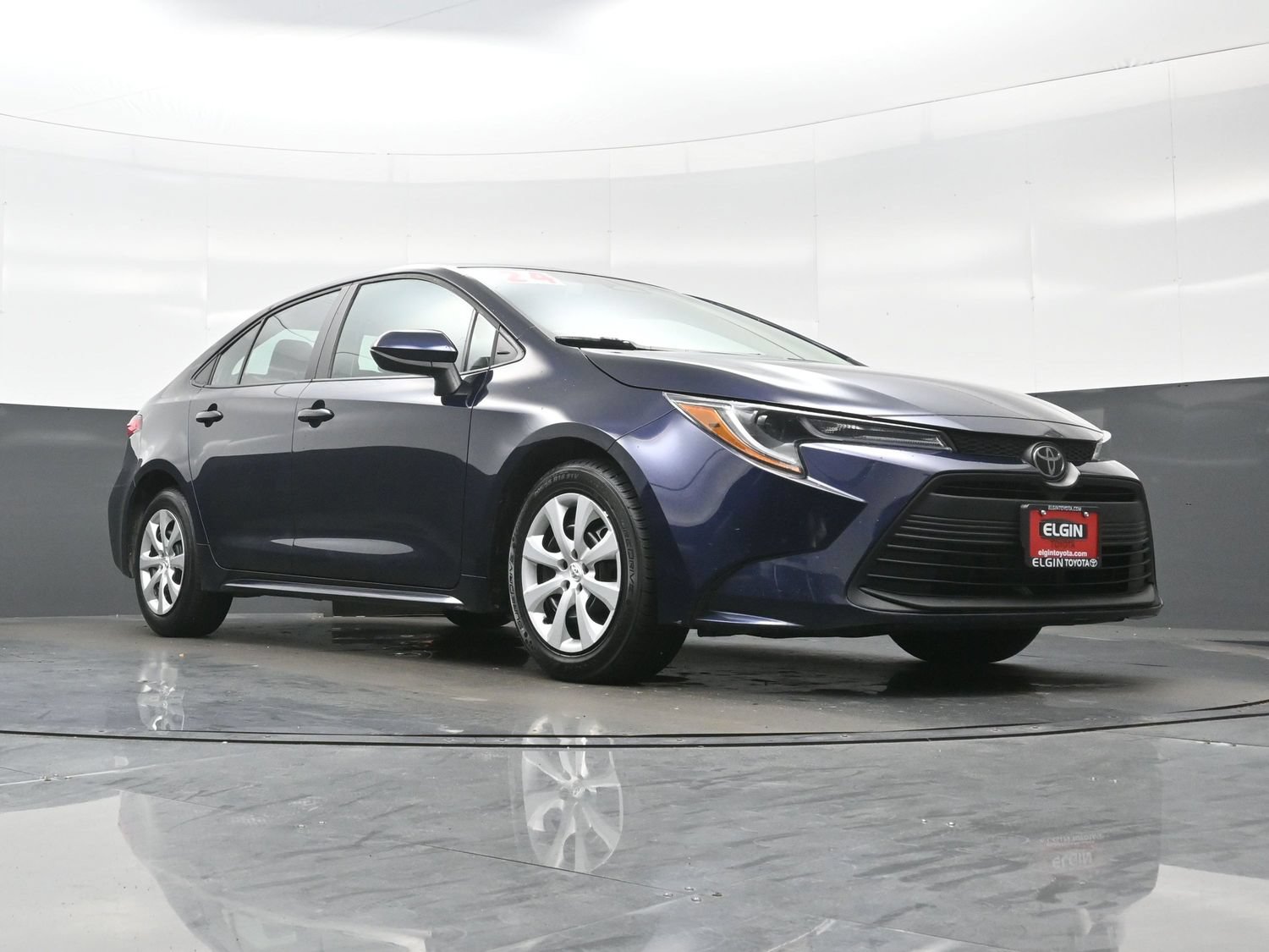 Used 2024 Toyota Corolla LE FWD image 24
