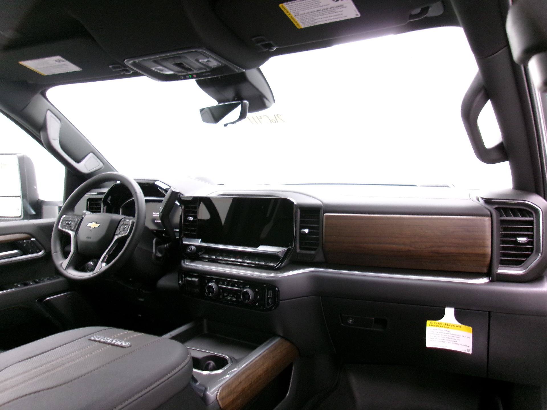 New 2026 Chevrolet Silverado 2500 High Country w/ Technology Package AWD/4WD image 3