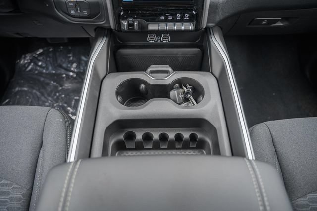 New 2026 RAM 3500 Big Horn AWD/4WD image 38