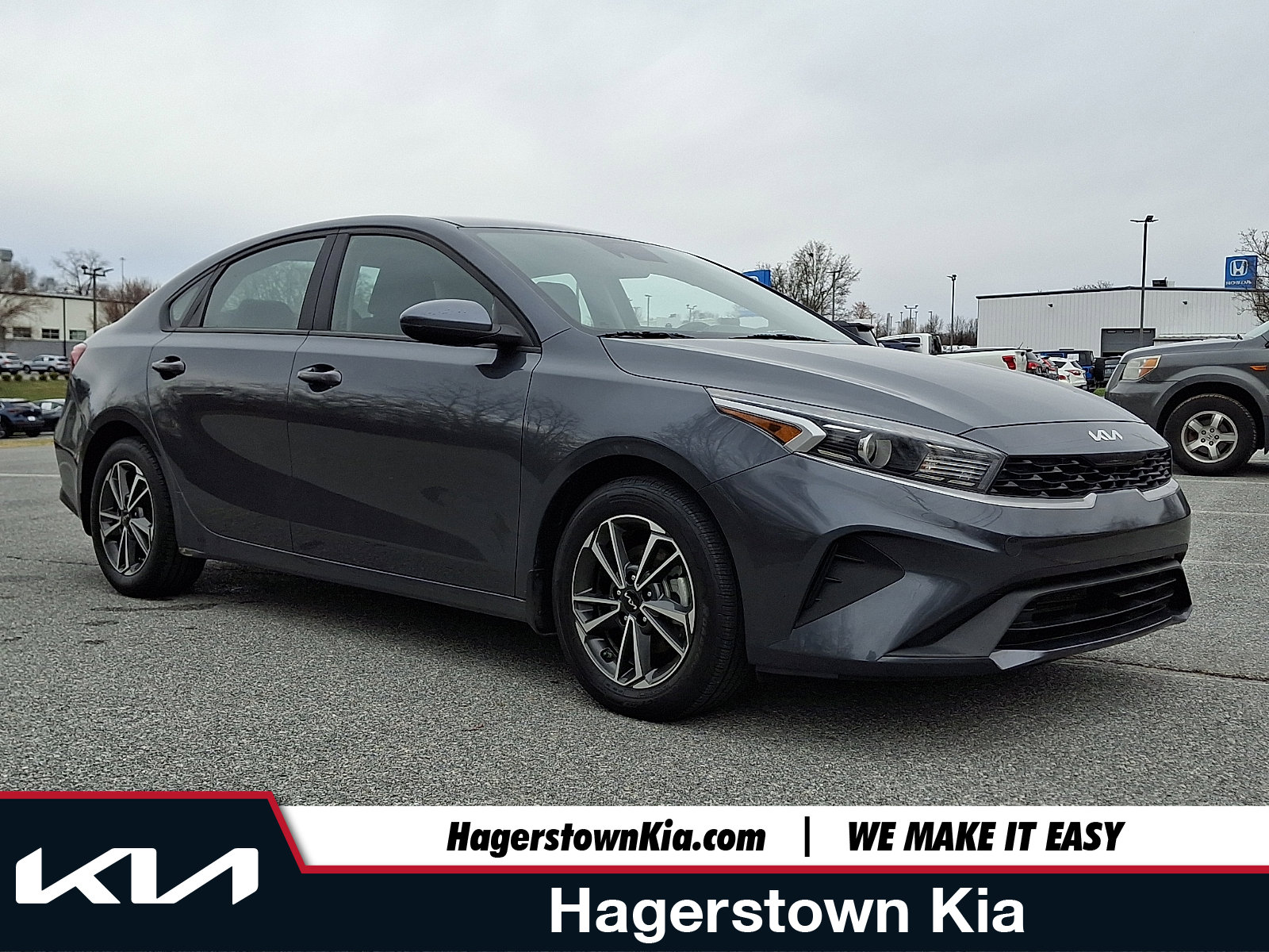 Used 2022 Kia Forte LXS image 1