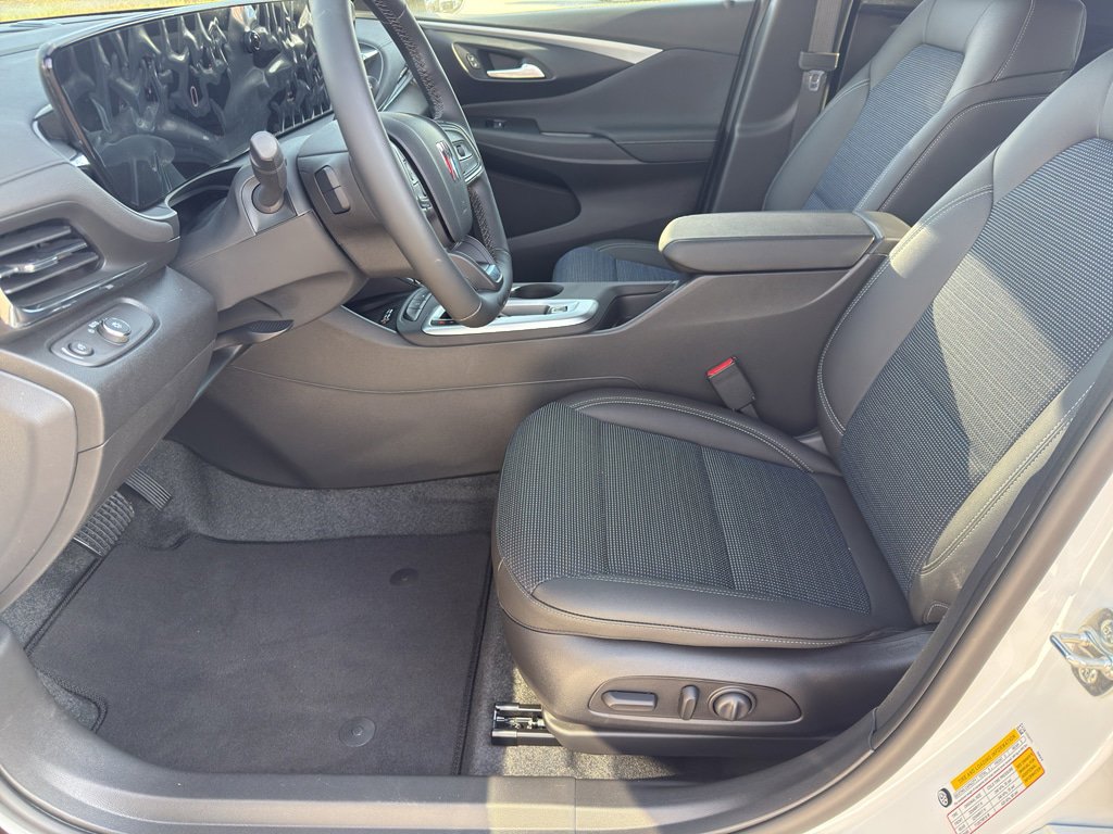 New 2026 Buick Envista Sport Touring w/ Convenience I Package FWD image 8