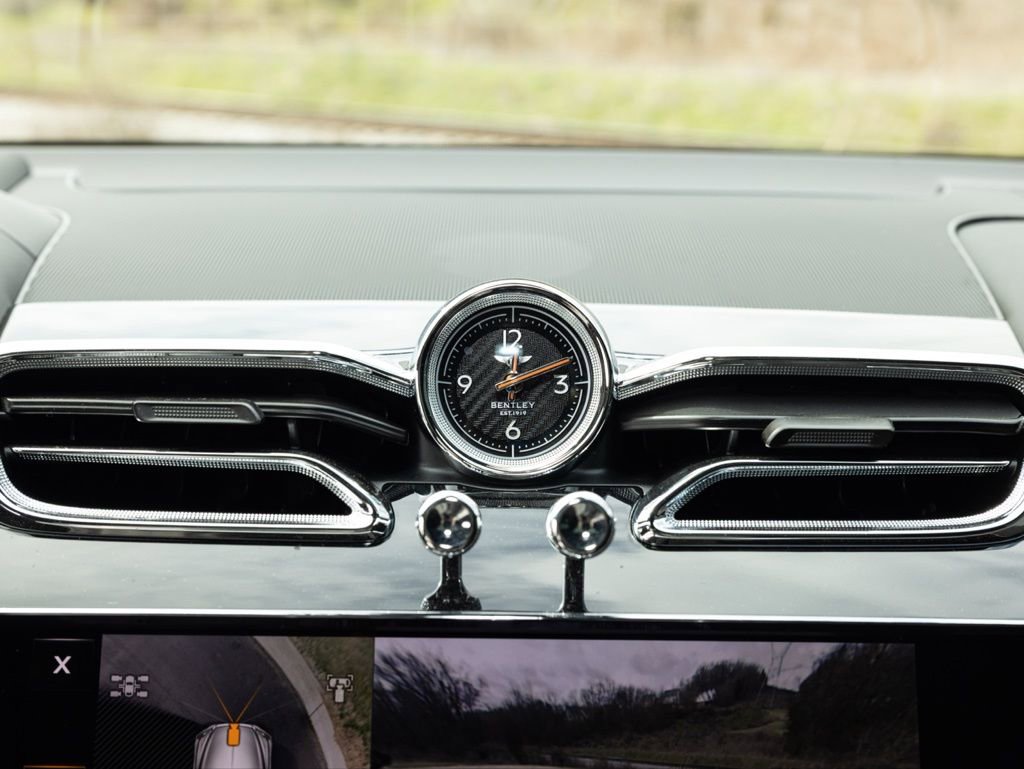 Certified 2025 Bentley Bentayga image 51