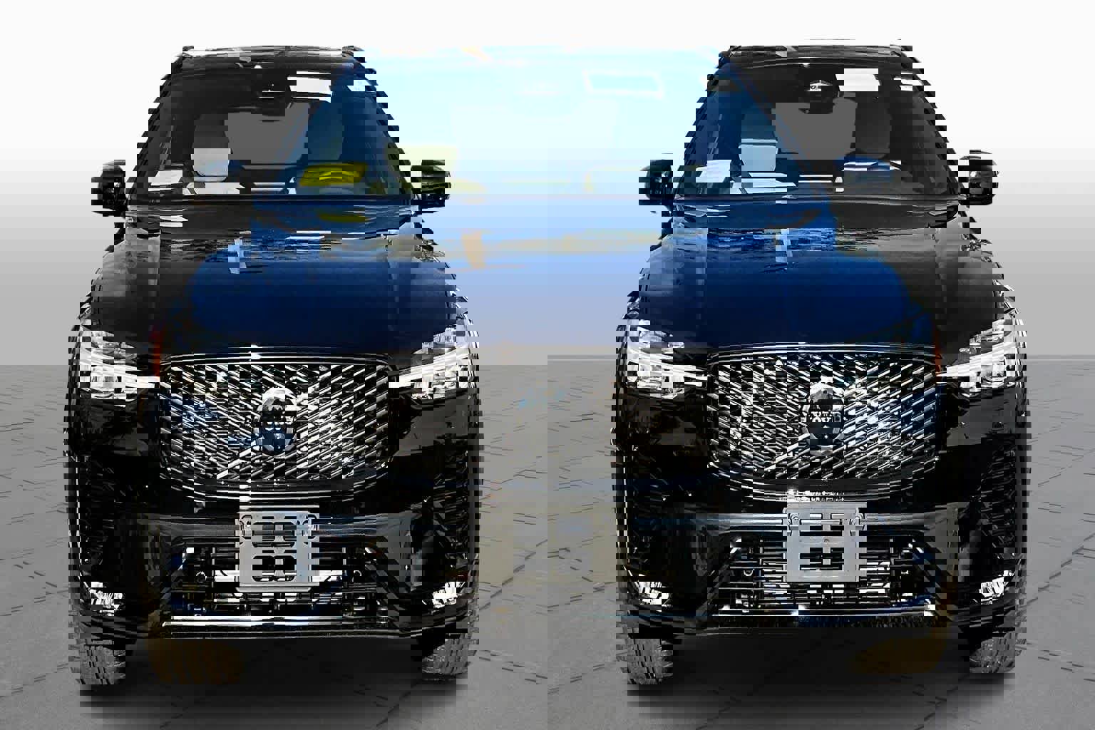 New 2026 Volvo XC60 B5 Plus w/ Protection Package Premier AWD/4WD video 2