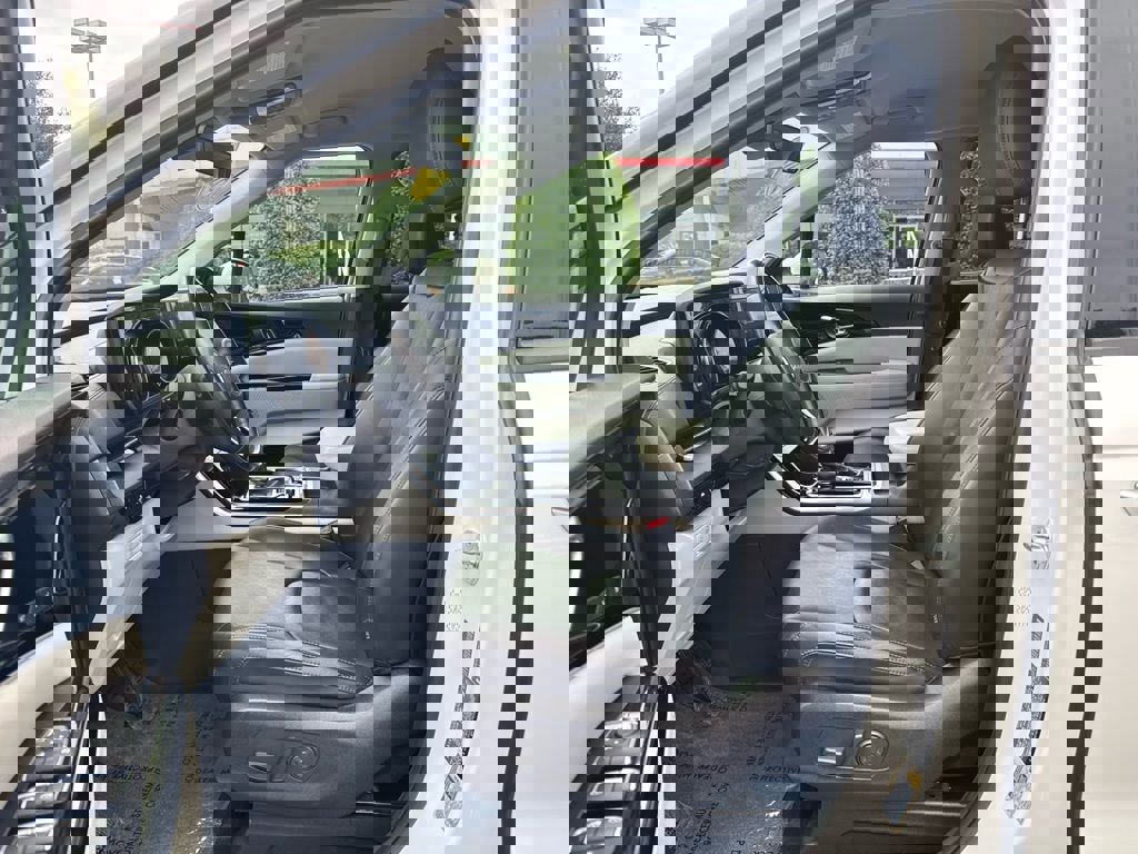 Used 2022 Kia Carnival SX image 31