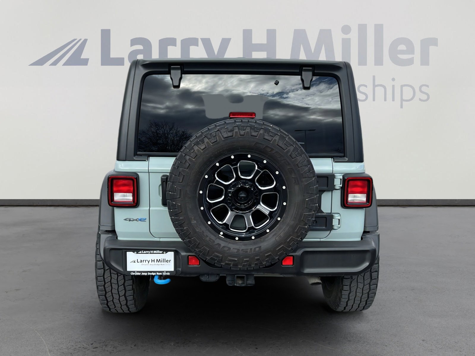 Used 2024 Jeep Wrangler Willys image 7