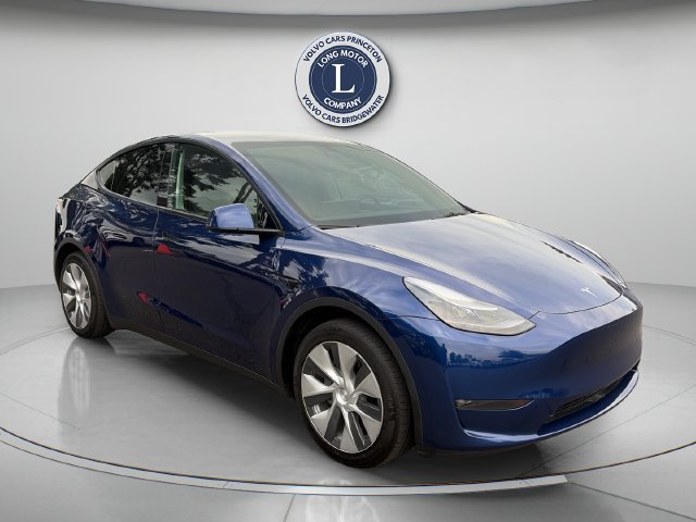 Used 2023 Tesla Model Y Long Range AWD/4WD image 14