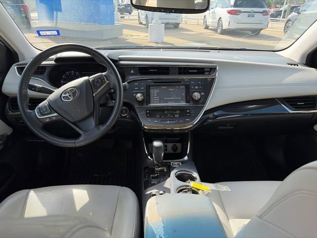 Used 2015 Toyota Avalon XLE Premium FWD image 7