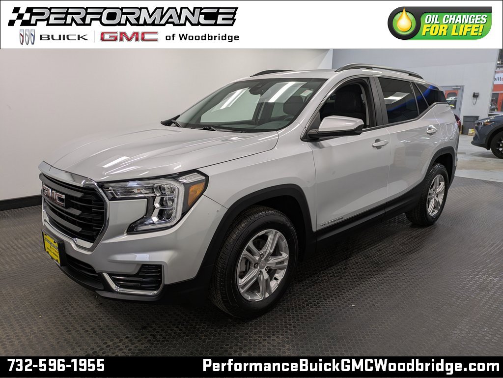 Used 2022 GMC Terrain SLE w/ Driver Convenience Package