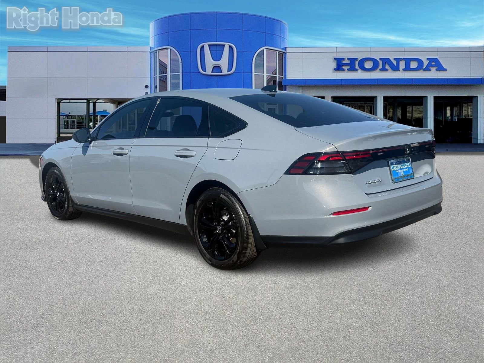 Certified 2025 Honda Accord SE image 5
