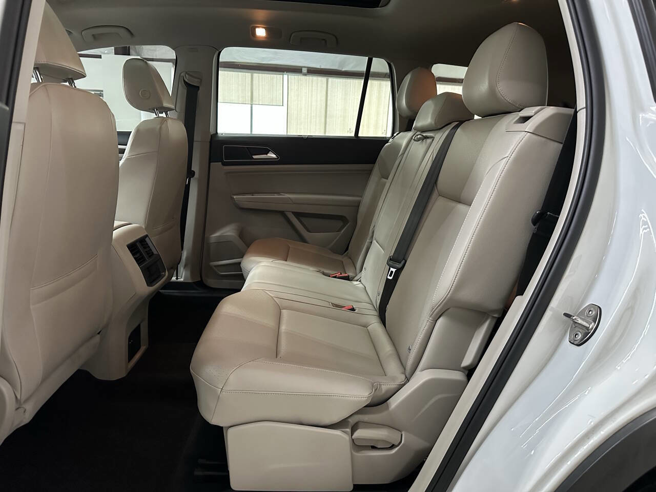 Used 2019 Volkswagen Atlas SEL R-Line image 13