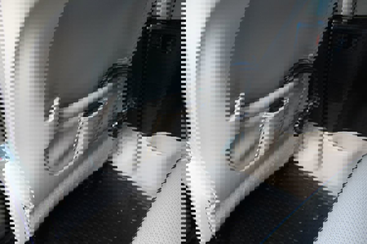 Used 2020 Chrysler Pacifica Limited w/ Advanced Safetytec Group image 39