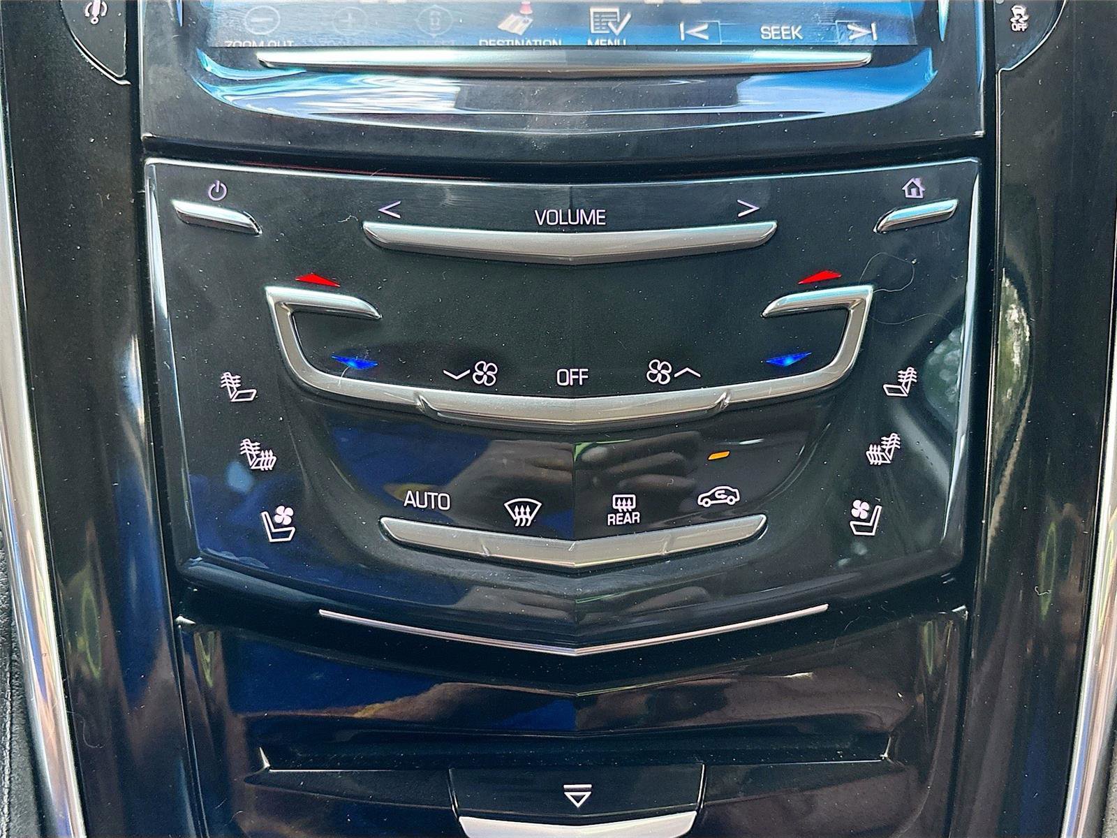 Used 2016 Cadillac Escalade Luxury RWD image 16