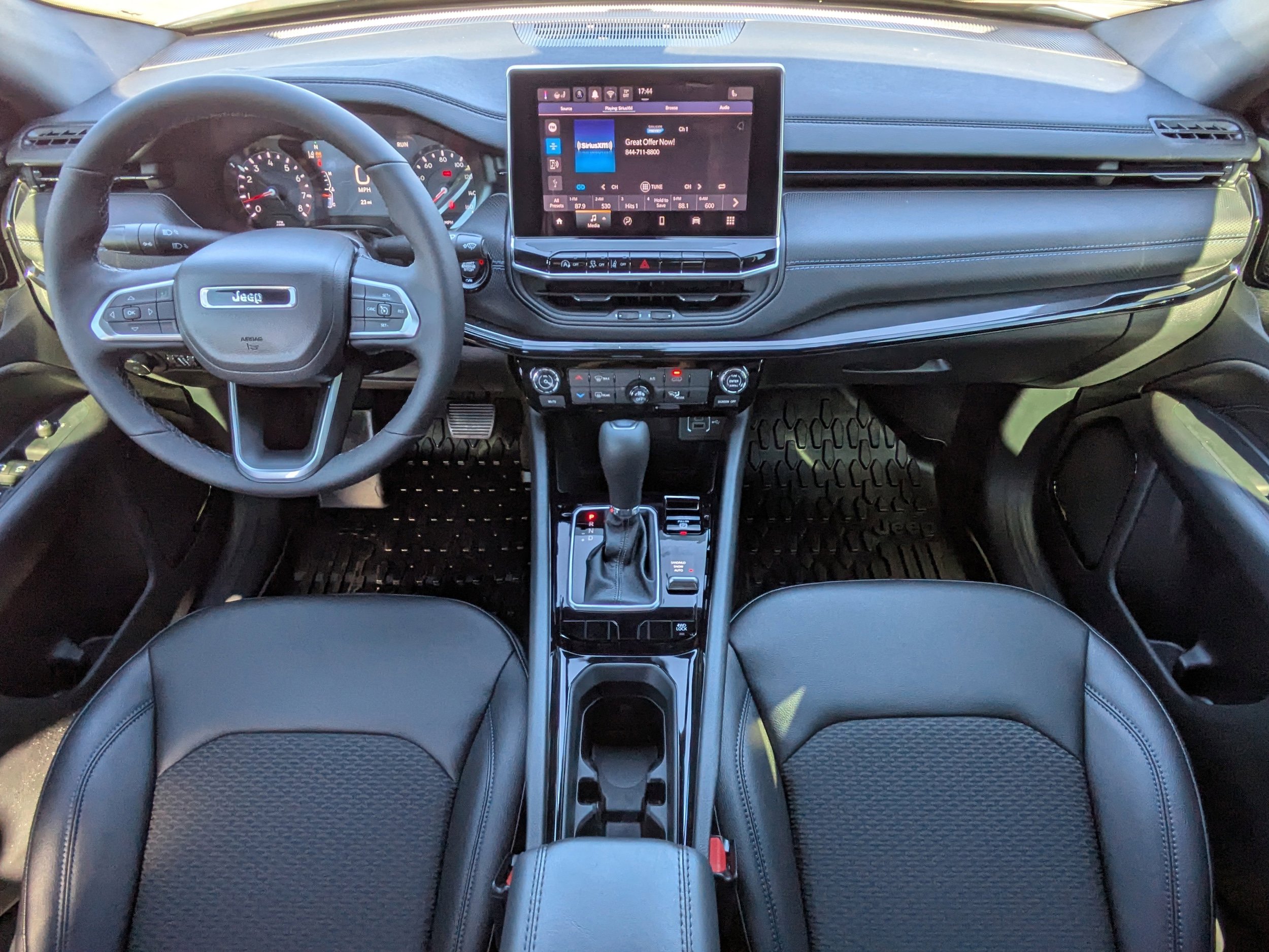 New 2026 Jeep Compass Latitude image 16