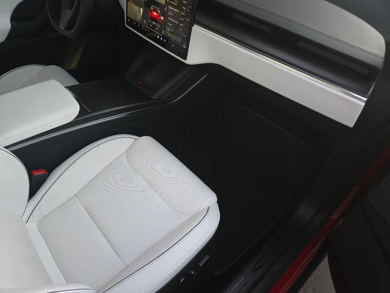 Used 2022 Tesla Model X Plaid image 29