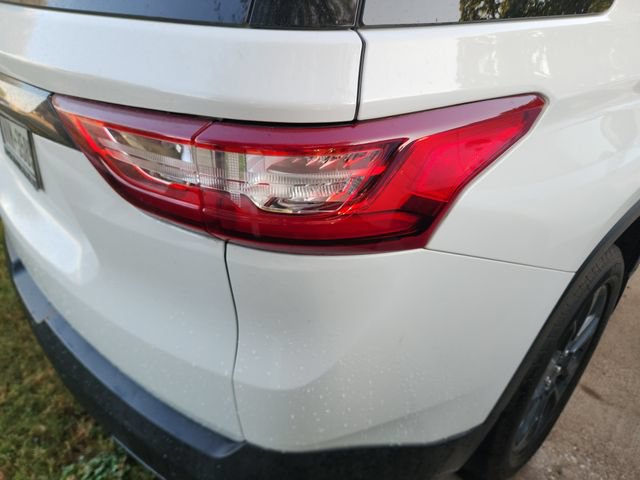 Used 2020 Chevrolet Traverse RS w/ LPO, Floor Liner Package FWD image 10
