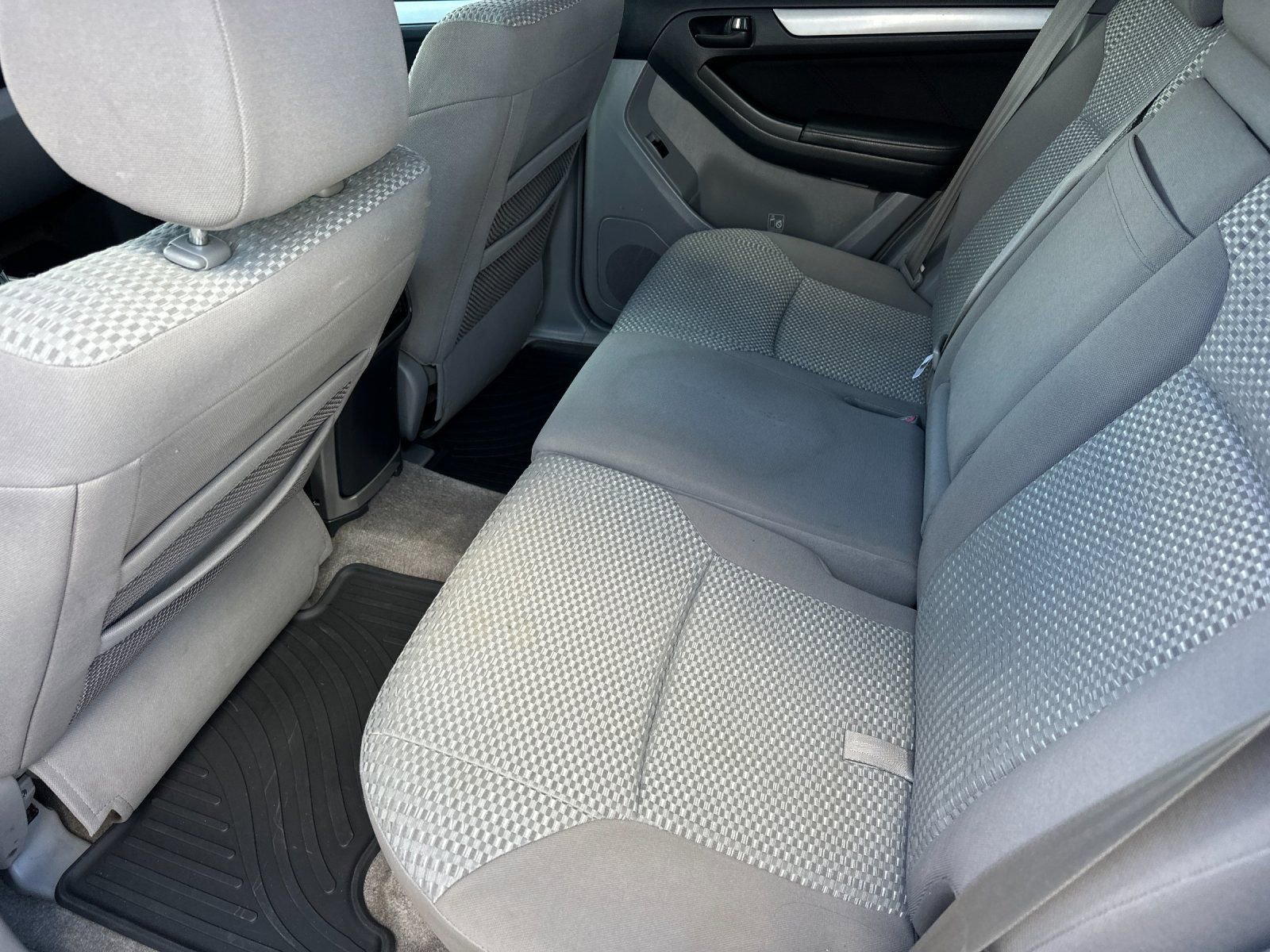 Used 2006 Toyota 4Runner SR5 AWD/4WD image 11