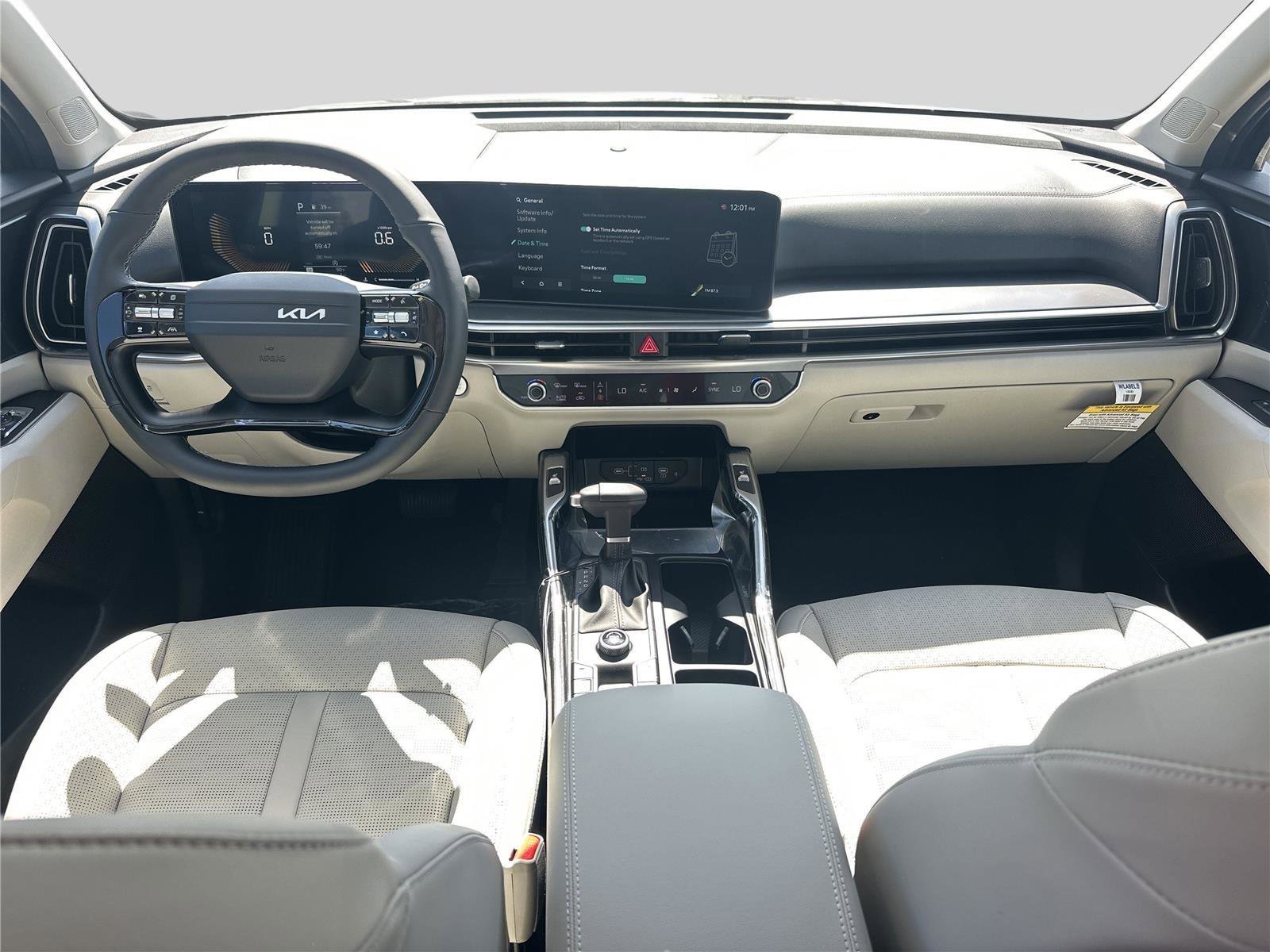 New 2026 Kia Sorento S image 18