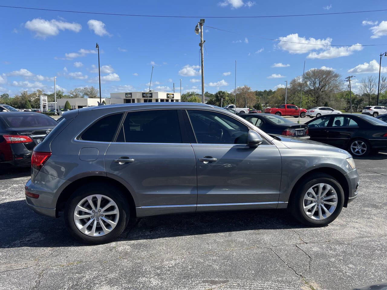 Used 2015 Audi Q5 2.0T Premium Plus w/ Premium Plus Package image 3