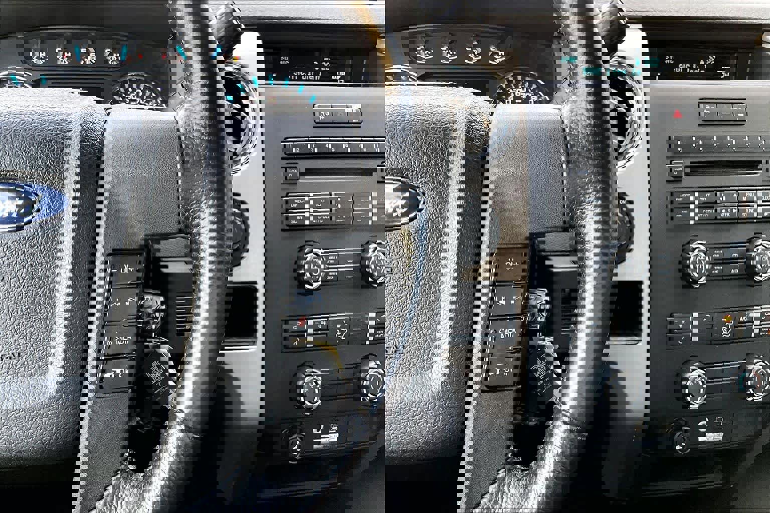 Used 2012 Ford F150 XLT w/ XLT Chrome Pkg image 25