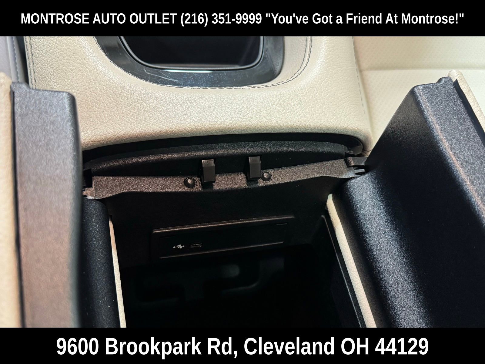 Used 2020 Mercedes-Benz GLE 350 4MATIC w/ MBUX Technology Package image 23