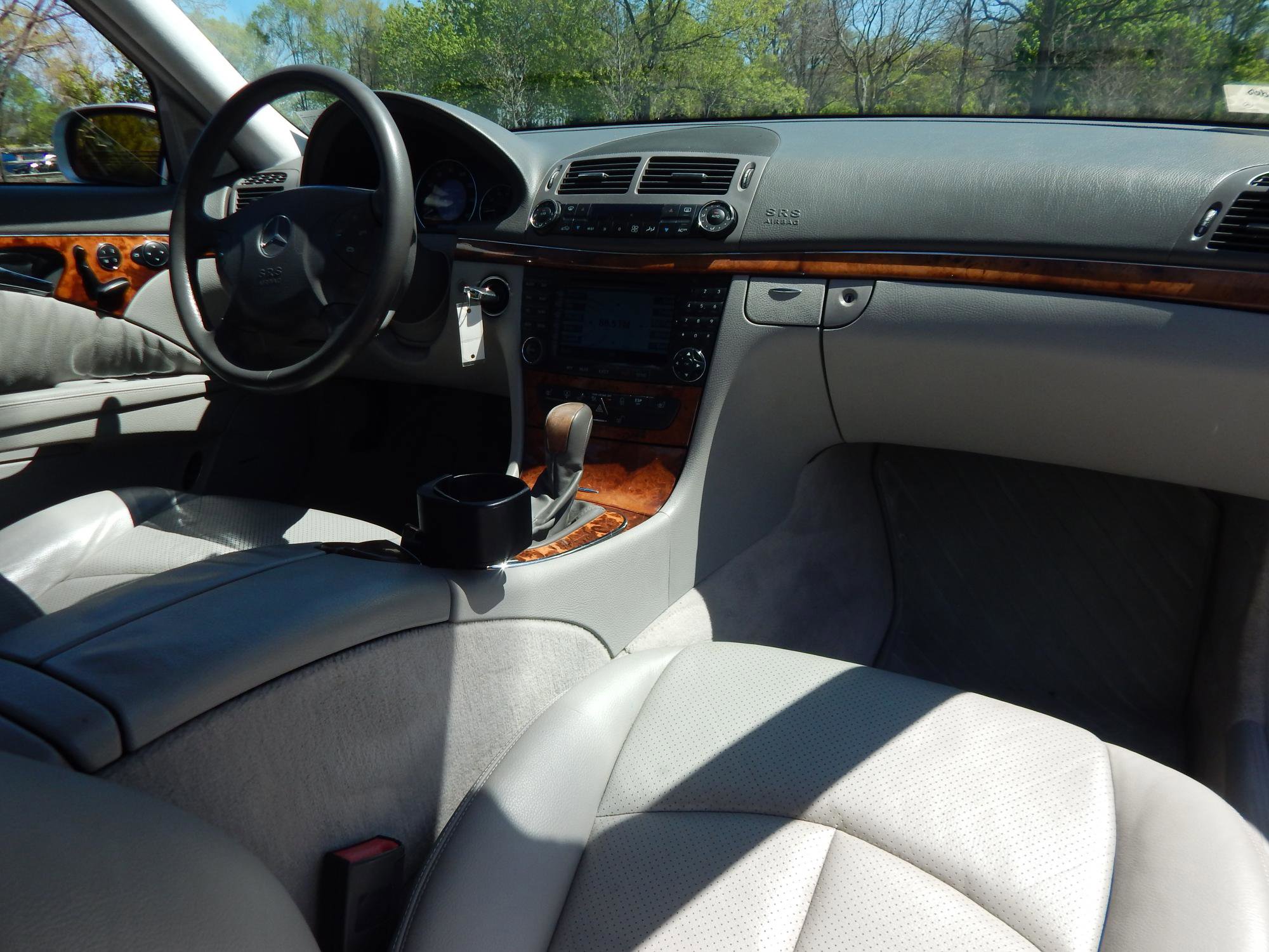 Used 2005 Mercedes-Benz E 500 4MATIC Sedan image 17
