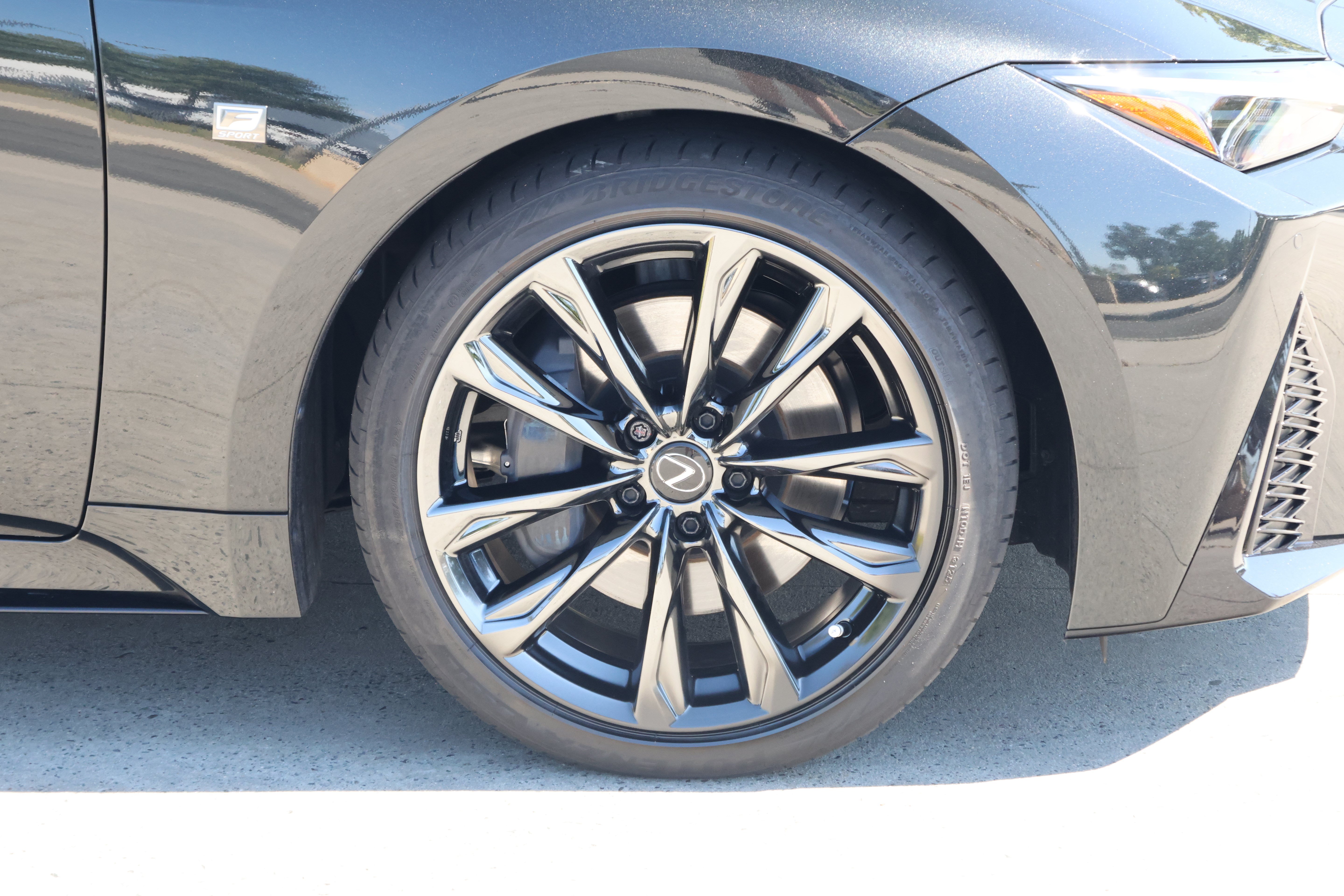 Certified 2025 Lexus IS 350 F Sport RWD image 11