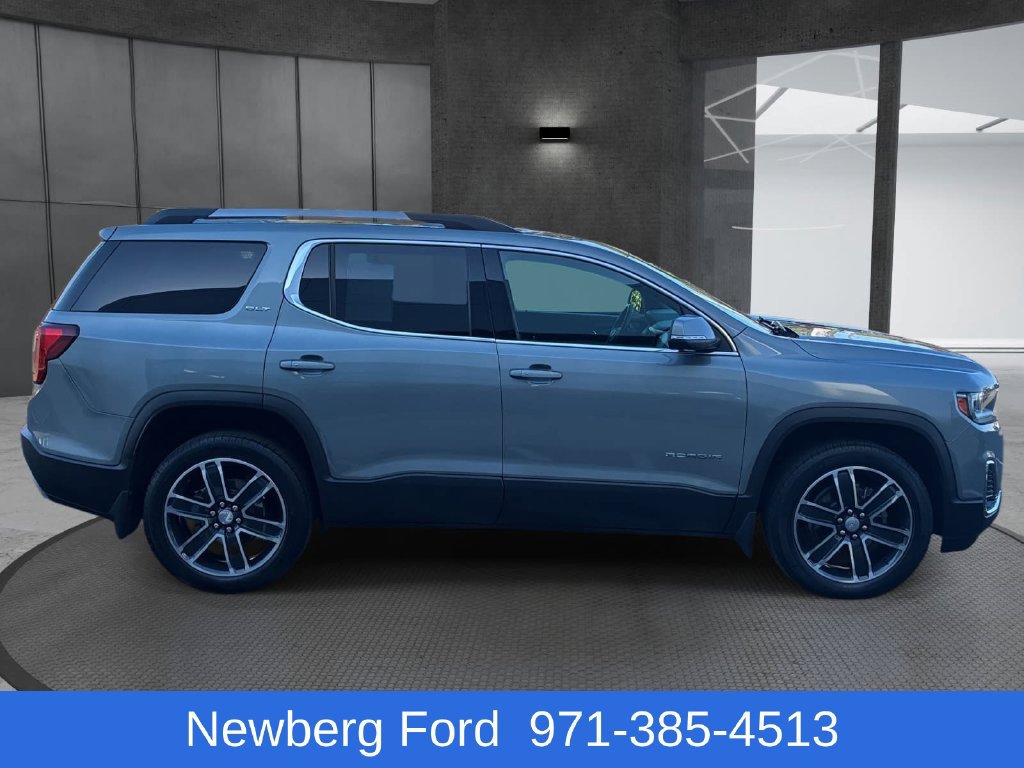 Used 2023 GMC Acadia SLT w/ Technology Package AWD/4WD image 4