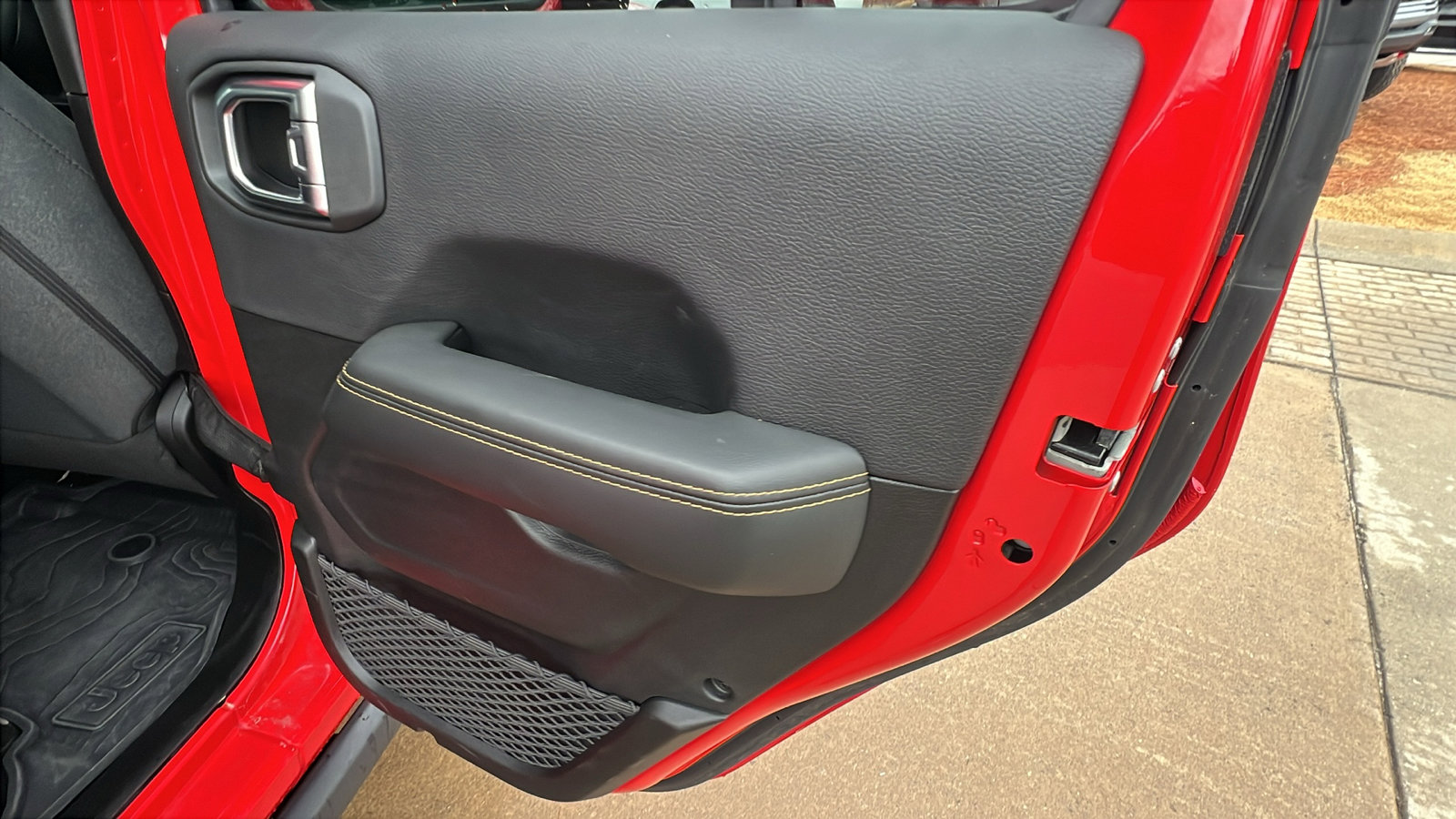 Used 2025 Jeep Wrangler Backcountry 4xe image 19