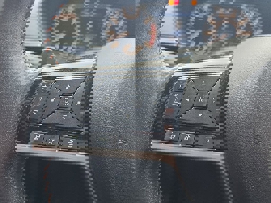 Used 2021 Nissan Altima 2.5 SR w/ SR Premium Package image 20