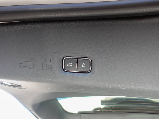 Used 2025 Lincoln Navigator Reserve AWD/4WD image 29