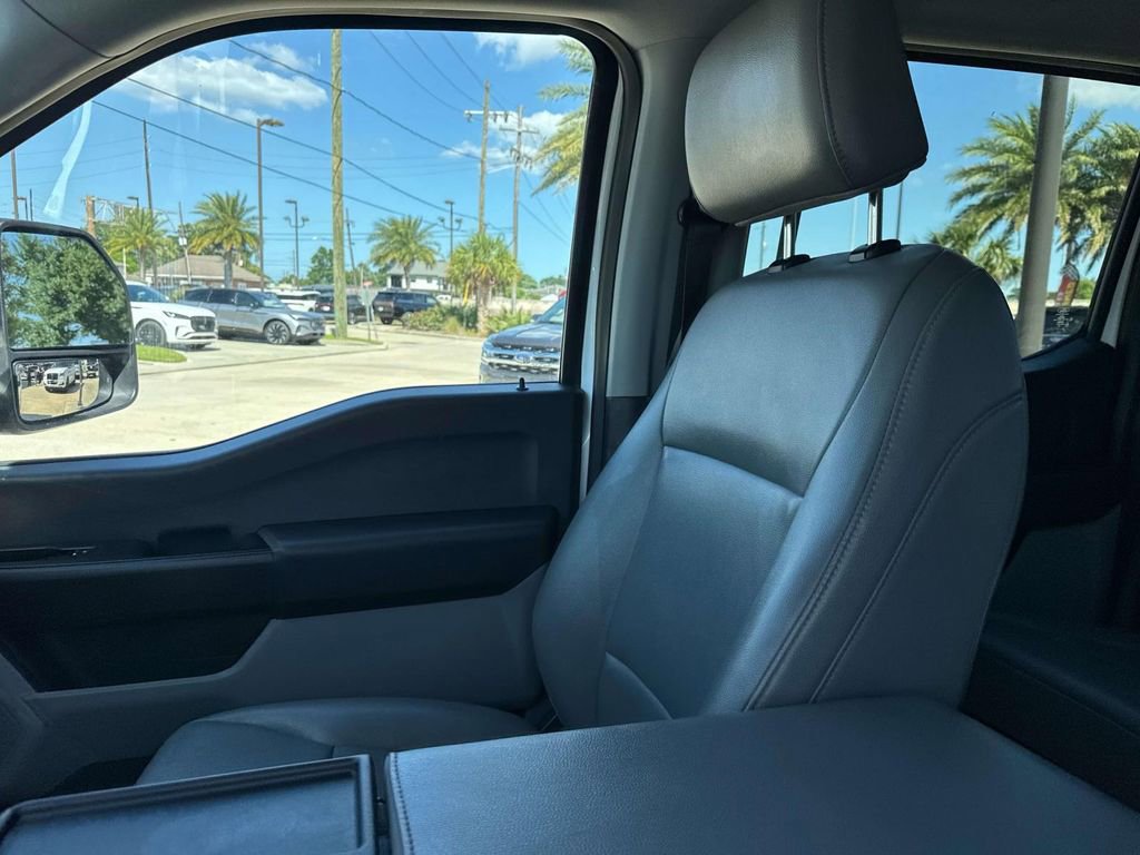 Certified 2025 Ford F250 XL w/ XL Off-Road Package AWD/4WD image 19