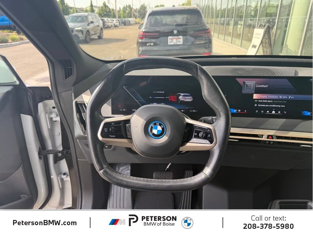 Used 2024 BMW iX xDrive50 w/ Convenience Package AWD/4WD image 19