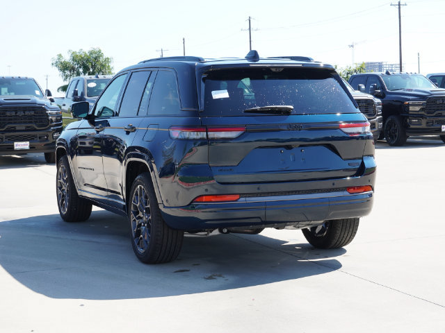 New 2027 Jeep Grand Cherokee Summit AWD/4WD image 3