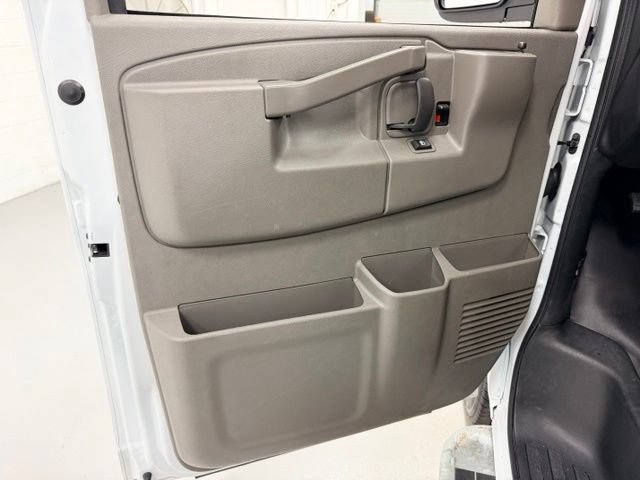 Certified 2025 GMC Savana 2500 w/ Driver Convenience Package RWD image 15