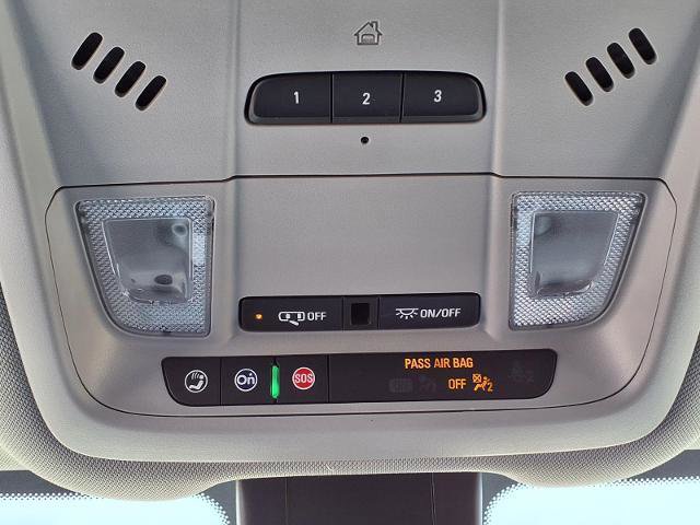 Used 2022 GMC Terrain SLT image 17