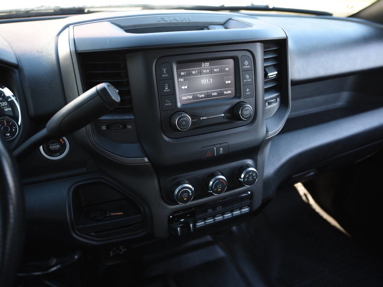 Used 2022 RAM 3500 Tradesman image 19