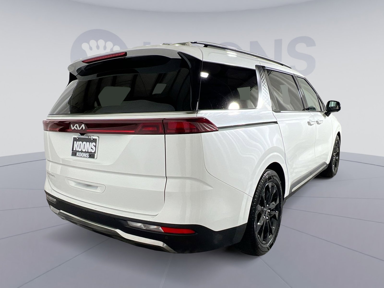 Used 2023 Kia Carnival SX image 7