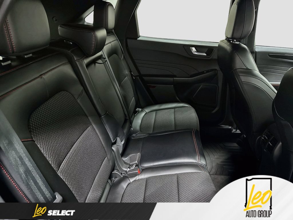 Used 2023 Ford Escape ST-Line w/ Tech Pack #1 AWD/4WD image 30