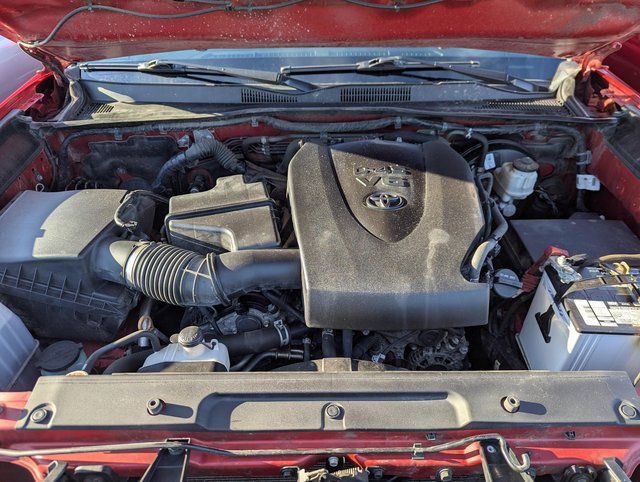 Used 2021 Toyota Tacoma TRD Sport image 10