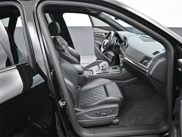 Used 2020 Audi SQ5 Premium Plus w/ Premium Plus Package image 38