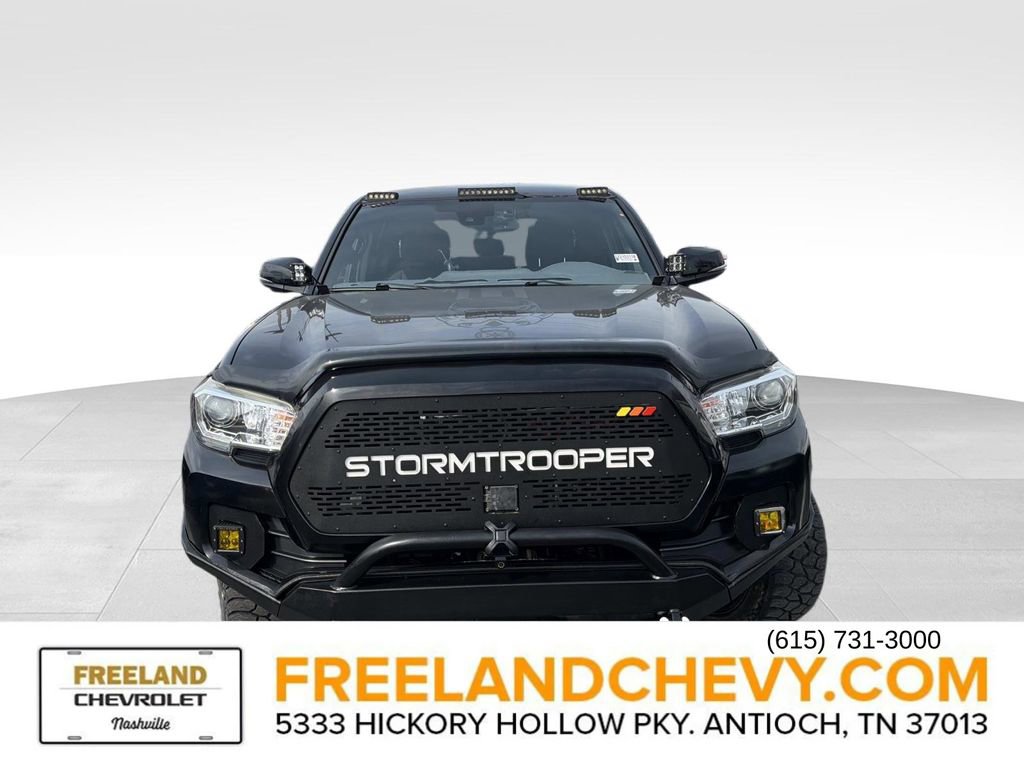 Used 2018 Toyota Tacoma TRD Off-Road image 9