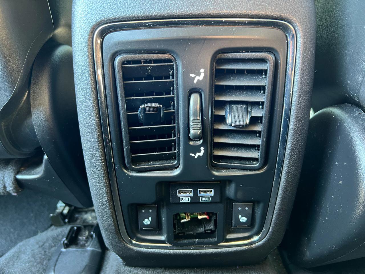 Used 2014 Dodge Durango Citadel w/ Technology Group AWD/4WD image 17