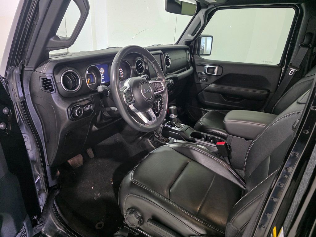 Used 2021 Jeep Wrangler Unlimited Sahara w/ Uconnect 4C Nav & Sound Group image 17