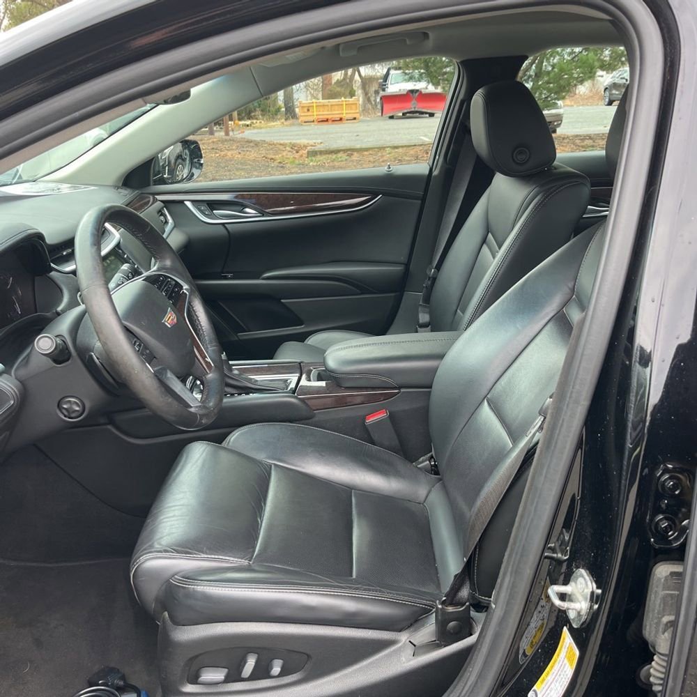 Used 2017 Cadillac XTS Luxury image 5