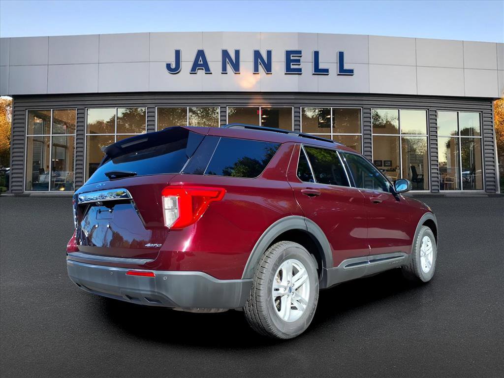 Used 2022 Ford Explorer XLT image 5