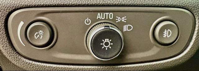 Used 2022 Chevrolet TrailBlazer ACTIV w/ Sun and Liftgate Package image 30