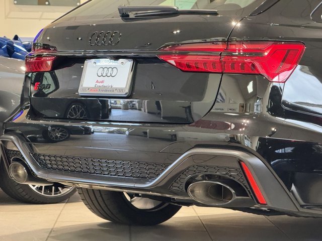 New 2026 Audi RS 6 performance image 9