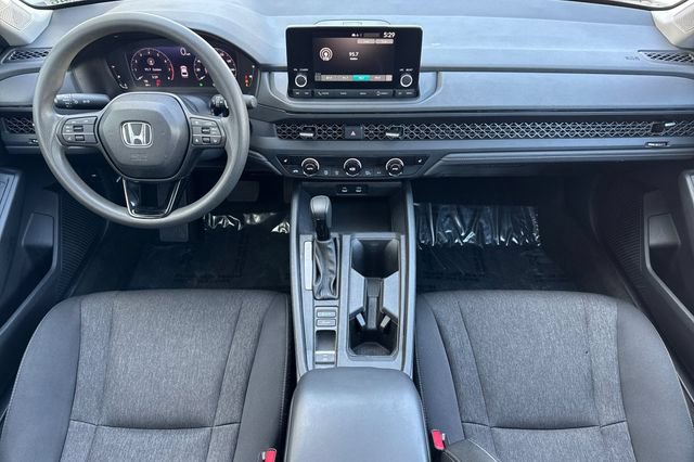 Used 2025 Honda Accord SE image 15