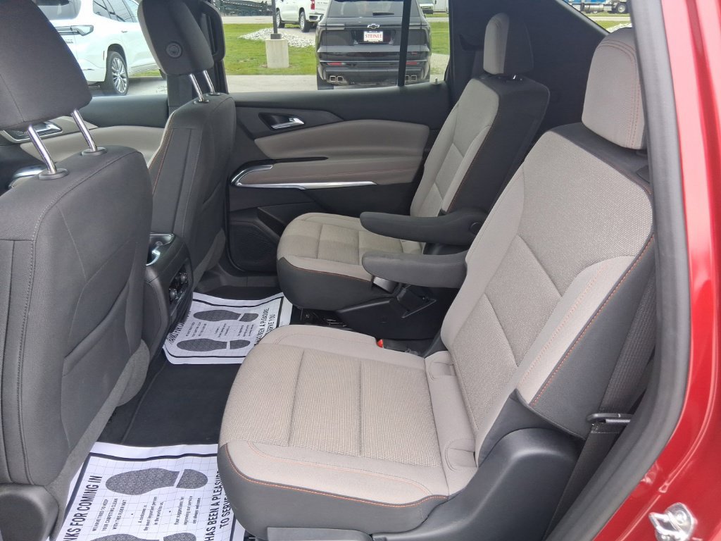 Used 2024 Chevrolet Traverse LT AWD/4WD image 25